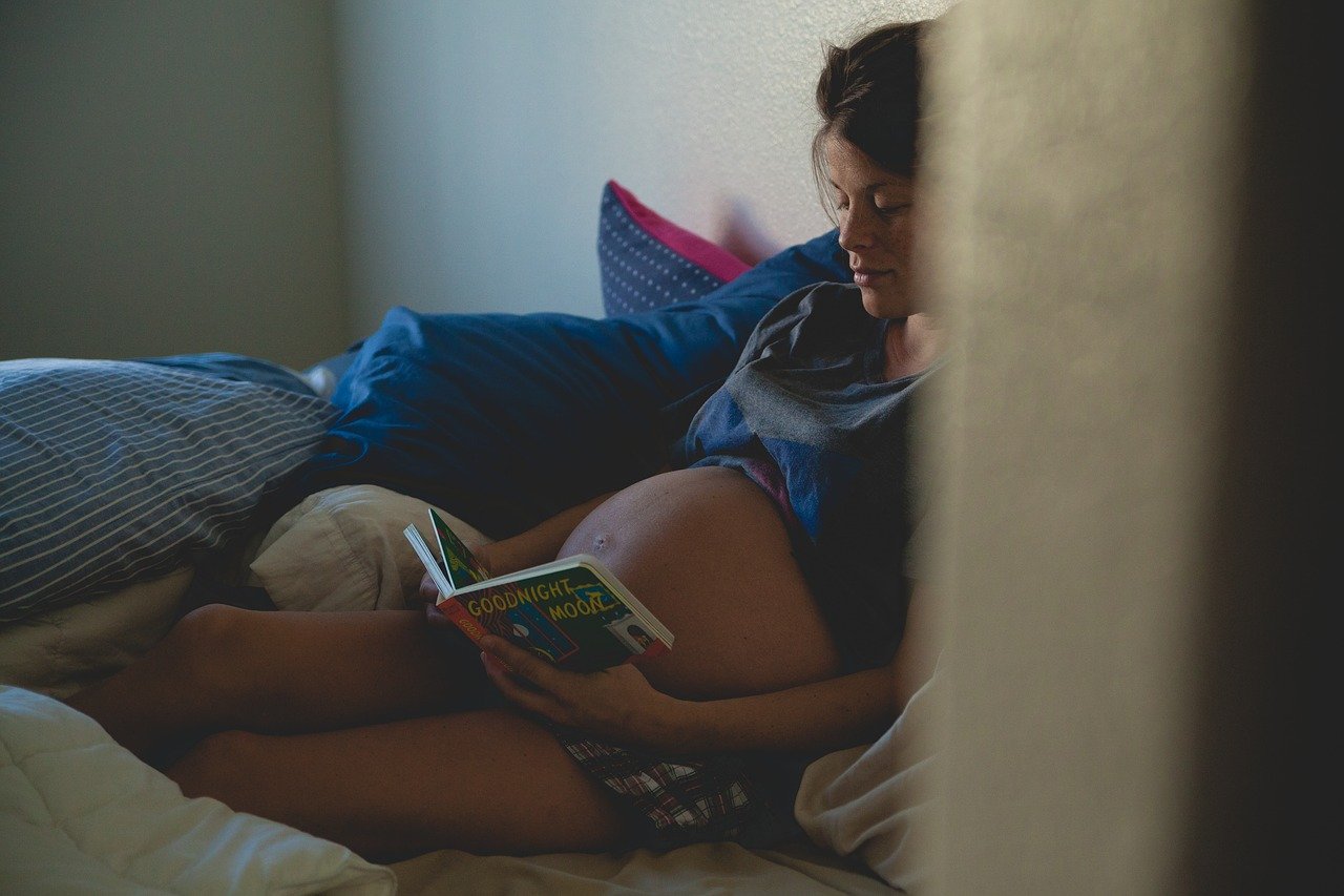 Heure d&rsquo;été et grossesse : quelles conséquences ?