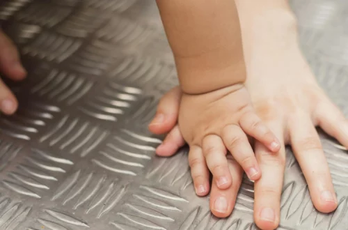 Ces raisons culturelles qui nous incitent à faire baptiser les bébés
