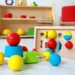Jouets Montessori dès 3 mois : lesquels choisir ?