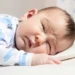 Mon bébé refuse la sieste : solutions et astuces pratiques